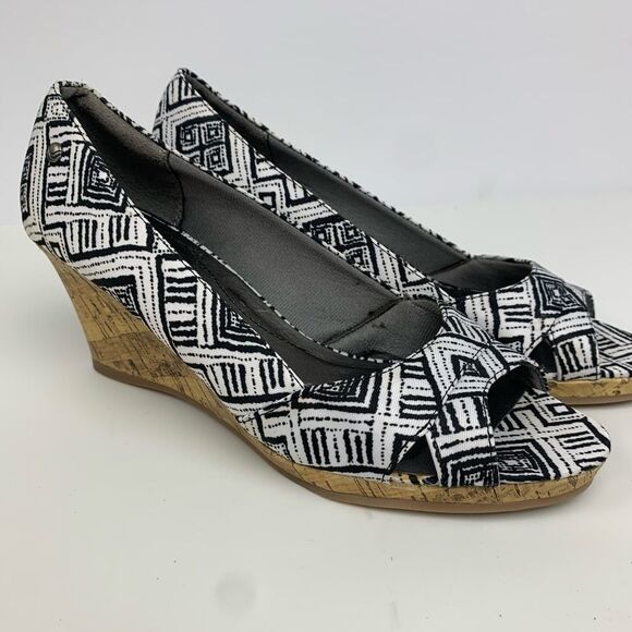 Life Stride Open Toe Wedge Size 10 Black/White - Picture 1 of 6